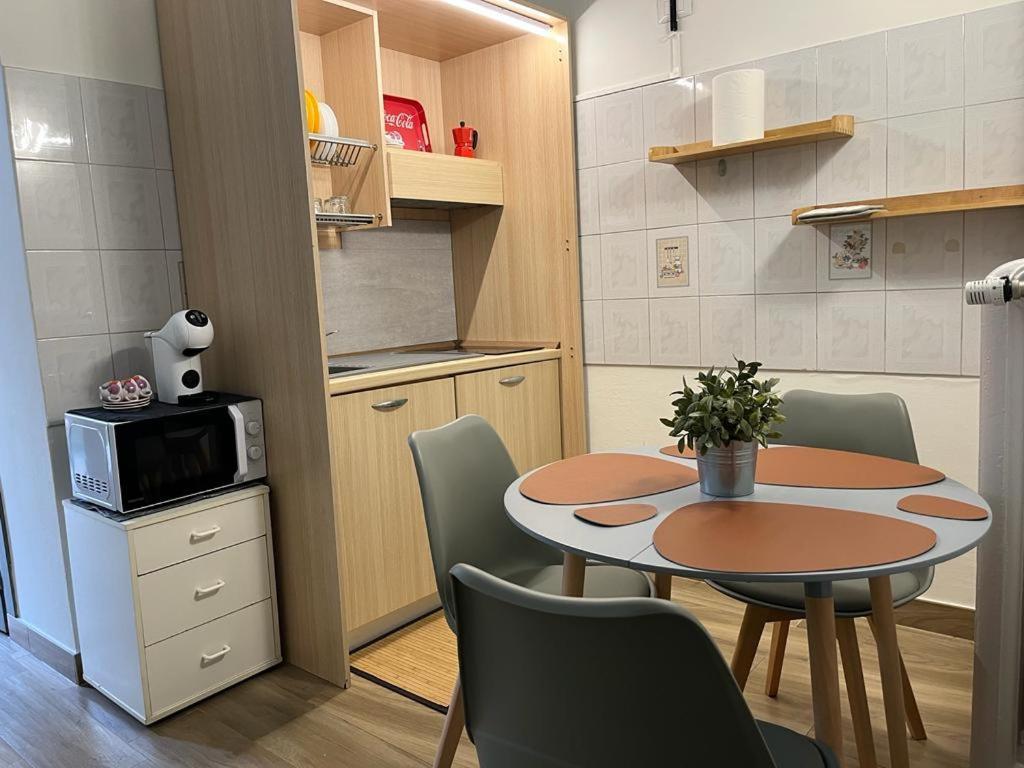 Апартаменти Bilocale Zona Citta' Studi Мілан Екстер'єр фото